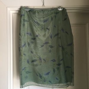 Harold’s rayon skirt in beautiful pattern